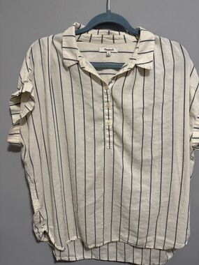 Madewell- Women’s Short Sleeve Button-Down Shirt. Cream w/ Navy Stripes Size XL